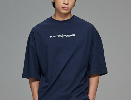 Camiseta Kace Wear com tecnologia respirável.